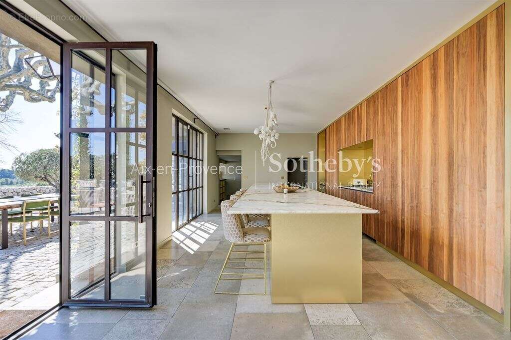 Maison à AIX-EN-PROVENCE