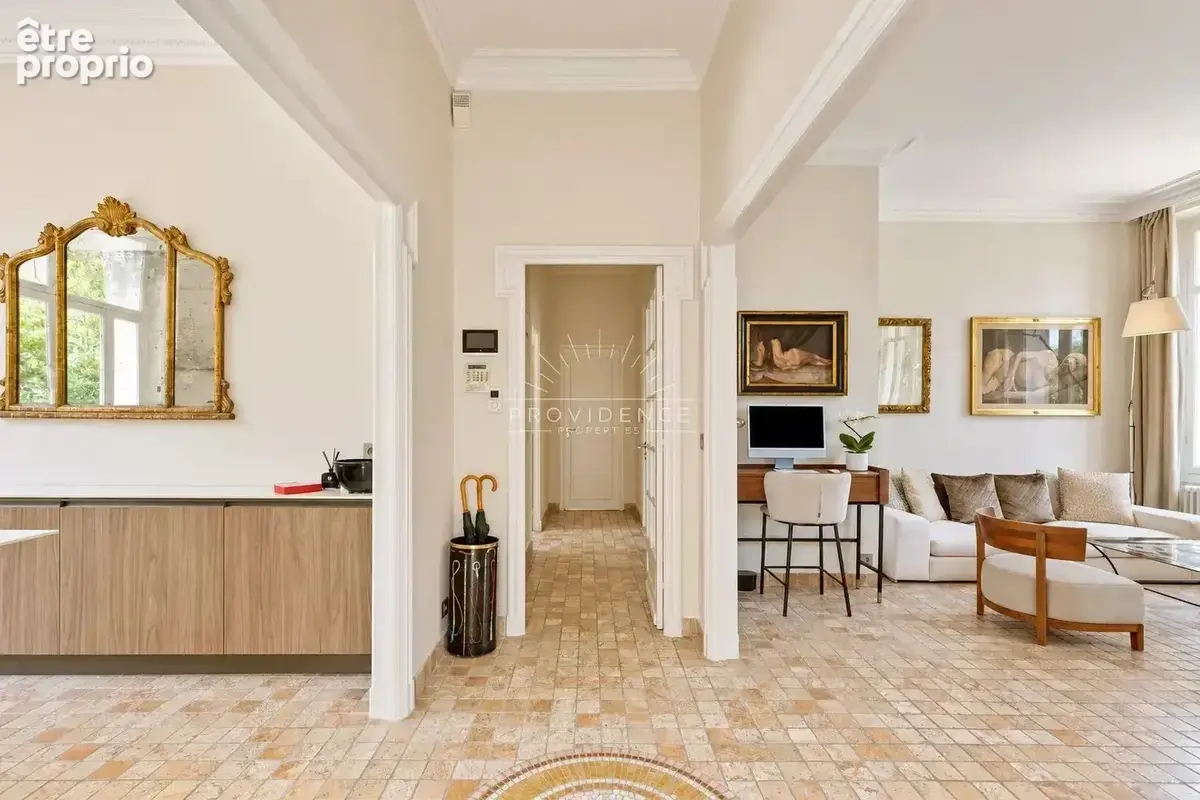 Cannes Basse Californie : Villa de caractère avec jardin, proche Croisette - photo 13