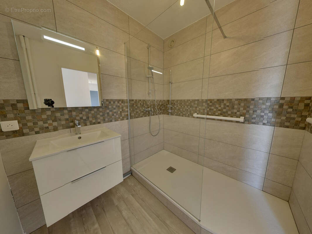 Appartement à ECHIROLLES