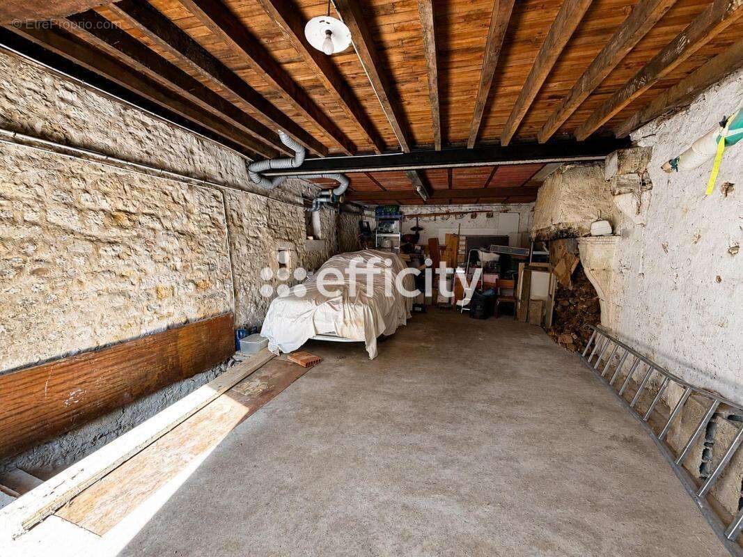 Maison 112 m² à Saint-Bris-Le-Vineux  - photo 16