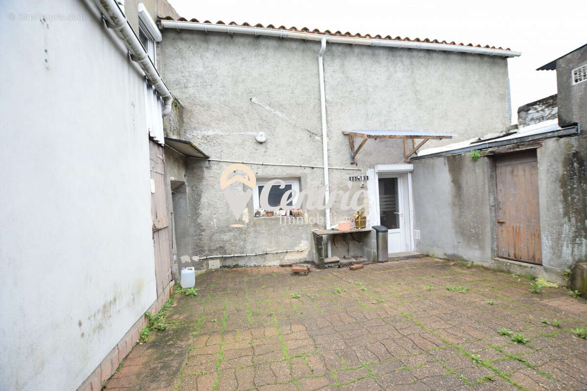 Maison à BRESSUIRE