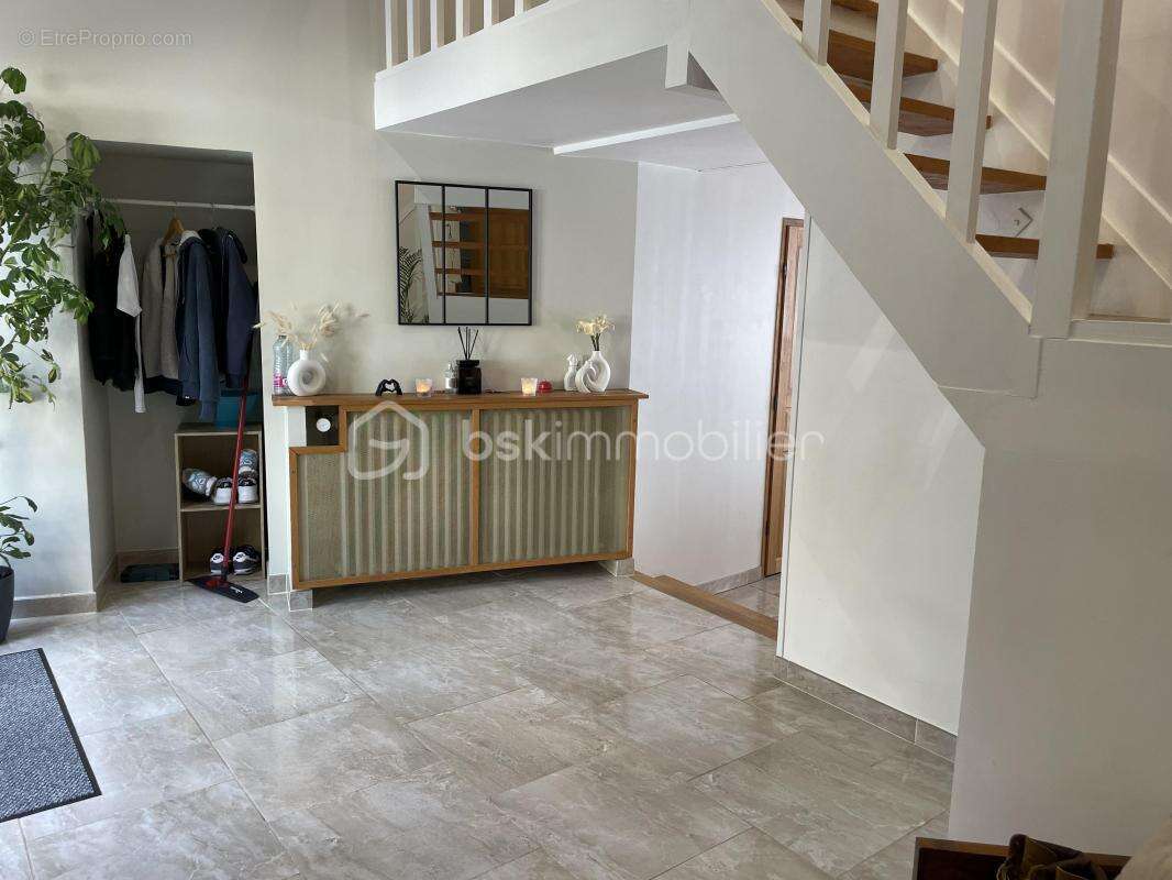 Maison à SAINT-GERMAIN-LAVAL