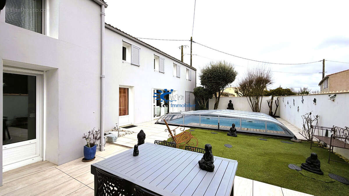 Longere renovee avec gite et piscine - photo 2