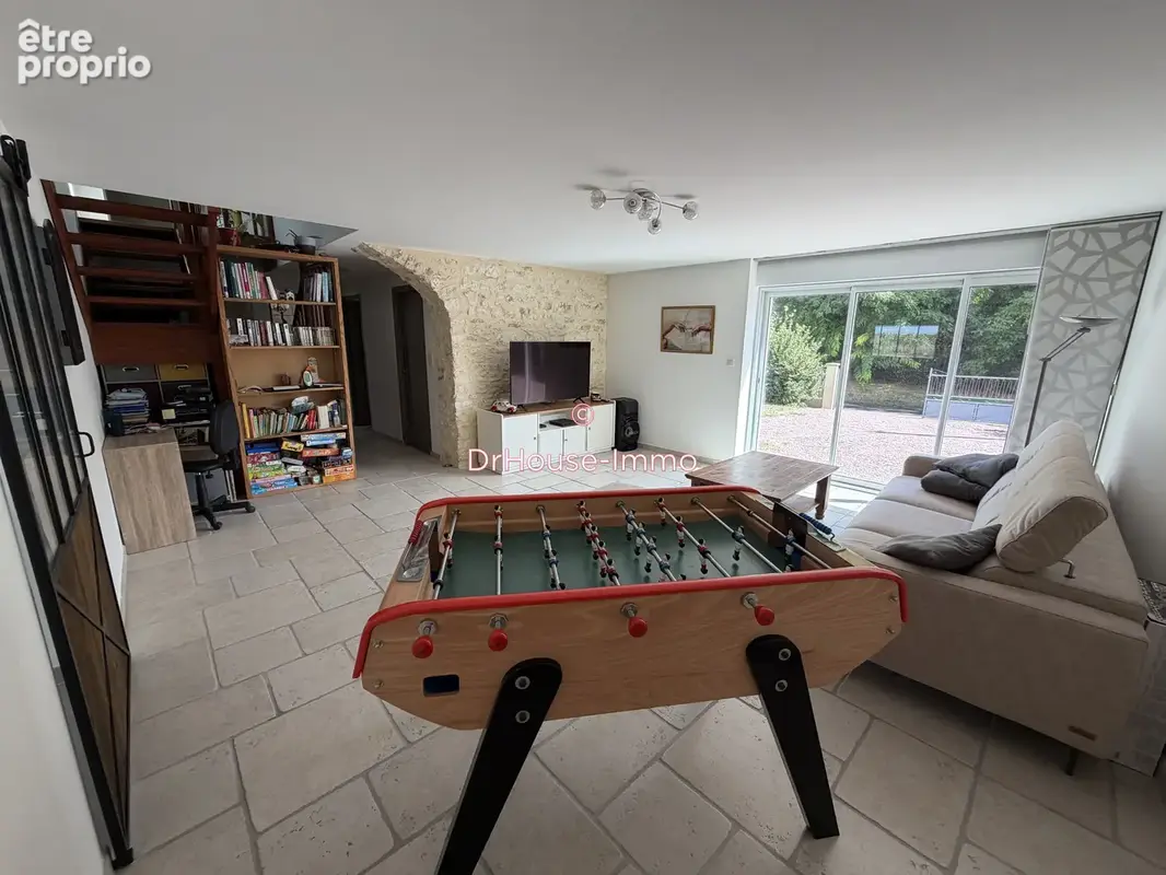 Maison 189 m² à Thurageau  - photo 3