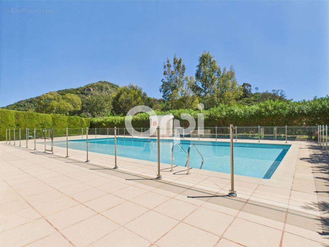 Appartement à MANDELIEU-LA-NAPOULE
