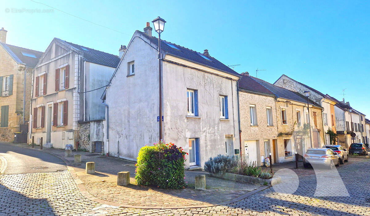 Maison à ERAGNY