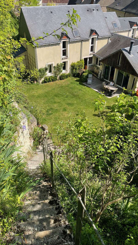 Maison à VERNOU-SUR-BRENNE