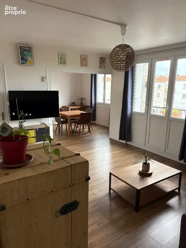 Appartement traversant de 70 m² + Box à vélos/motos + Balcon - photo 8
