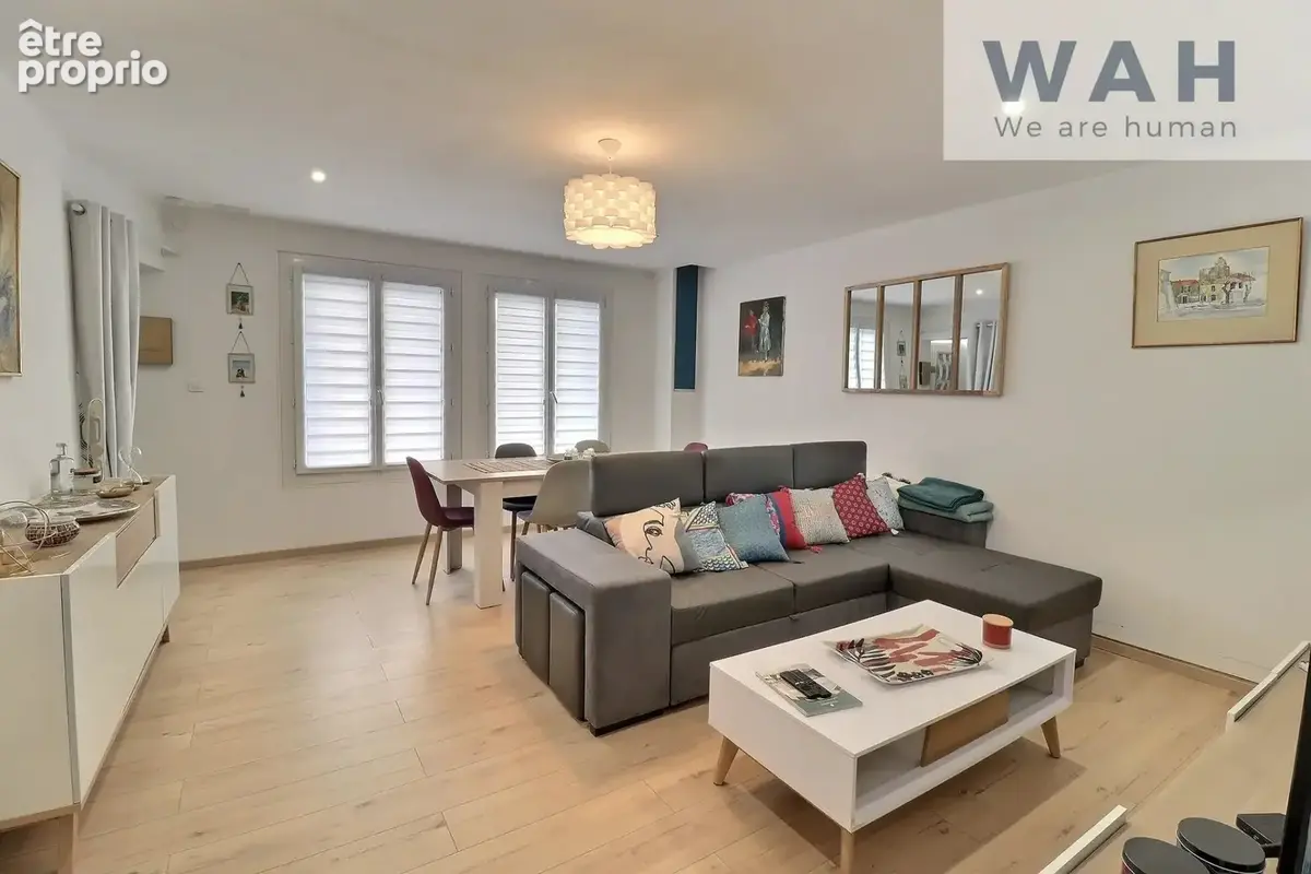 Maison de ville 4 pieces 104 m2 habitables a saint gilles - photo 2