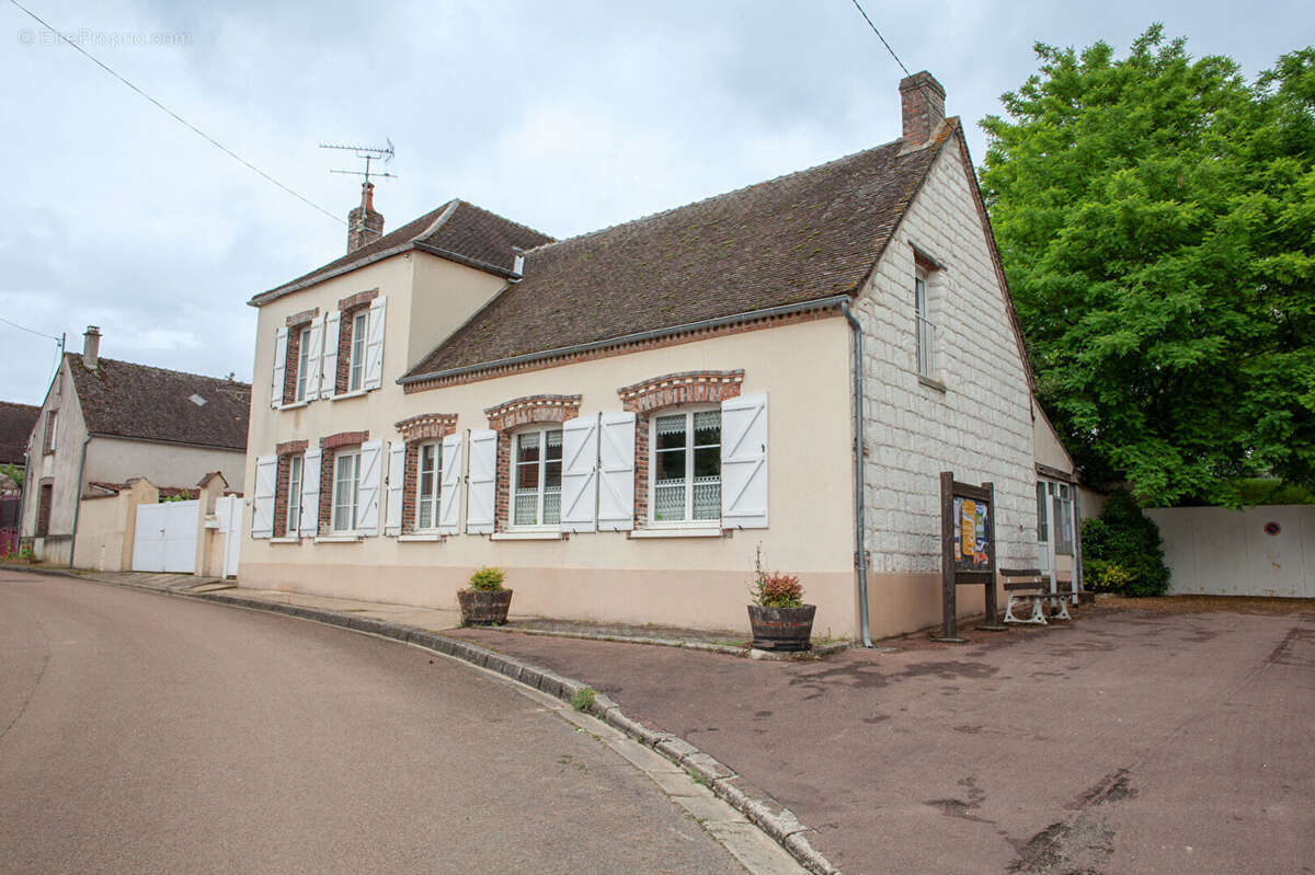 Maison à PAILLY