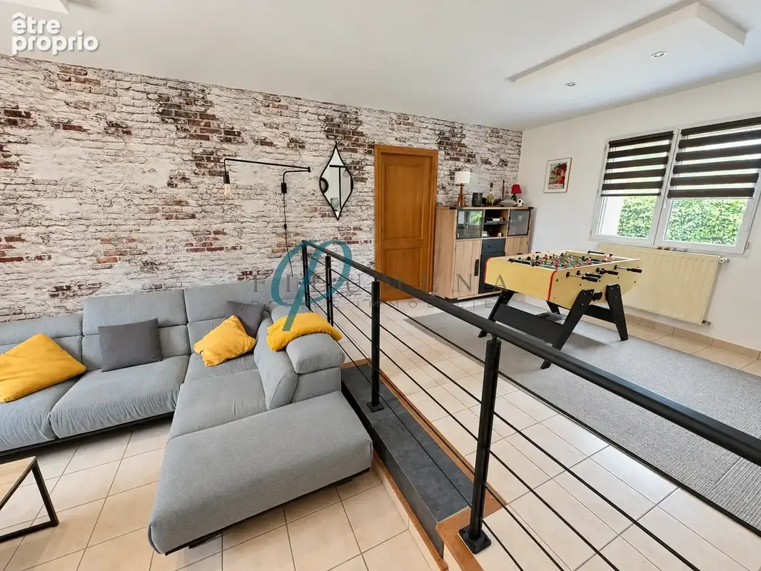 Maison 7 pièces - 198m2 - photo 2