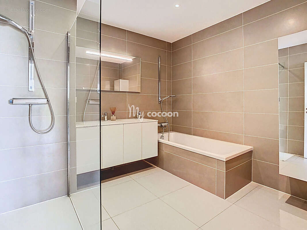 Appartement à LYON-5E