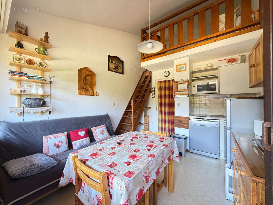 Appartement à COHENNOZ