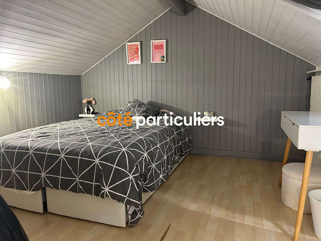 Maison à VILLENEUVE-LE-ROI