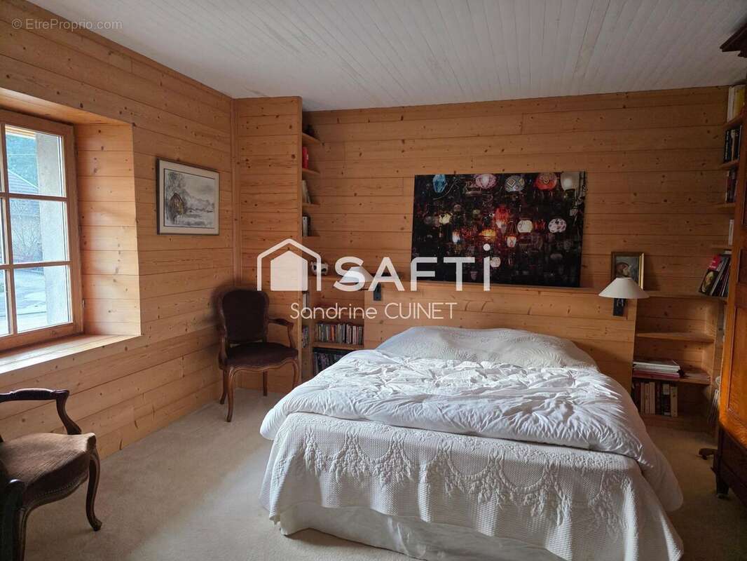 Maison 270 m² à Vernierfontaine  - photo 9