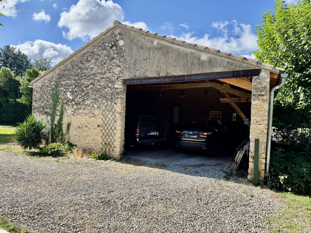 Maison à PIOLENC