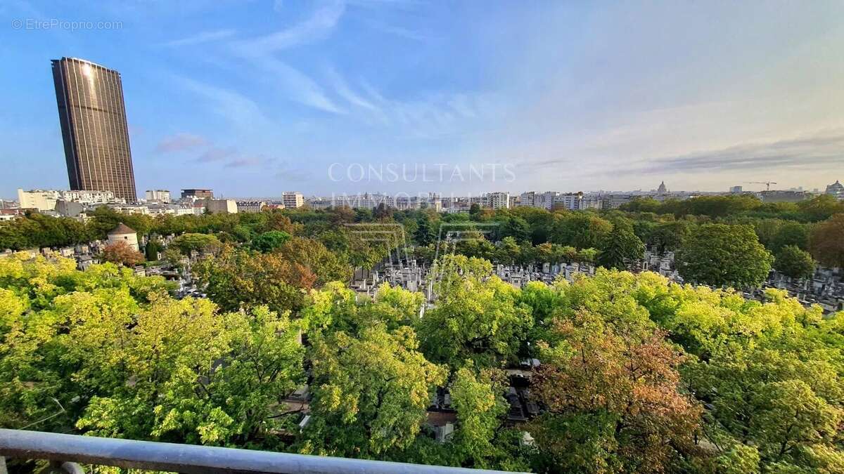 Appartement à PARIS-14E