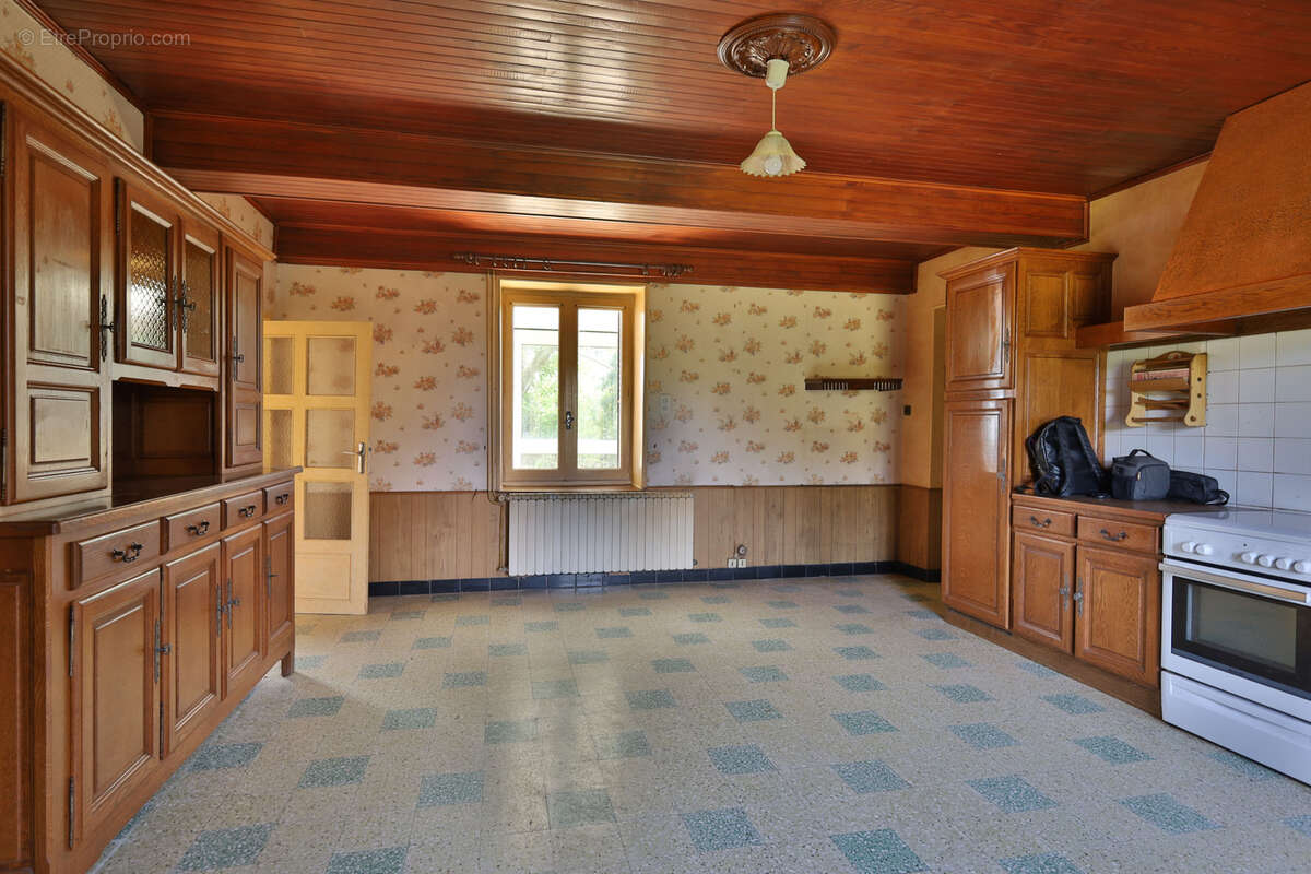 Maison à BEAUVOIR-DE-MARC