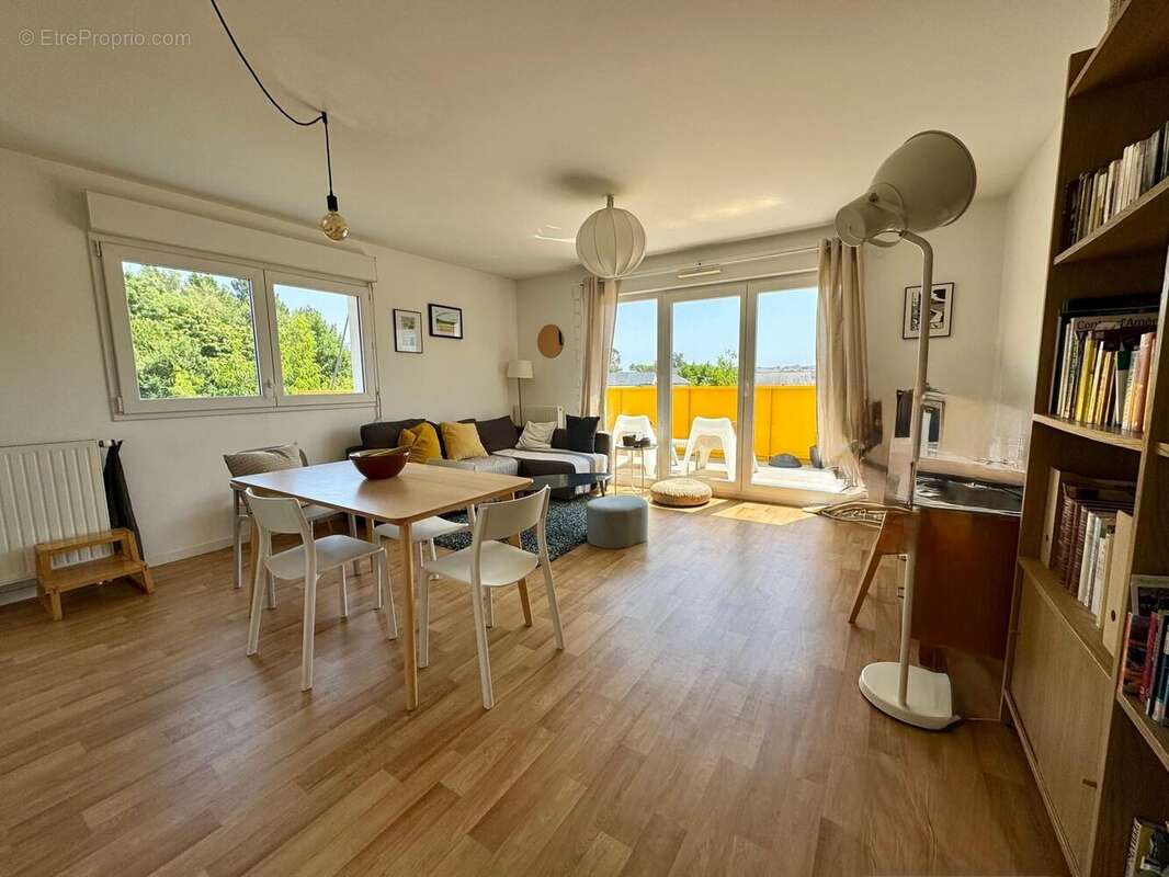 Appartement 77 m² à Bruz  - photo 2