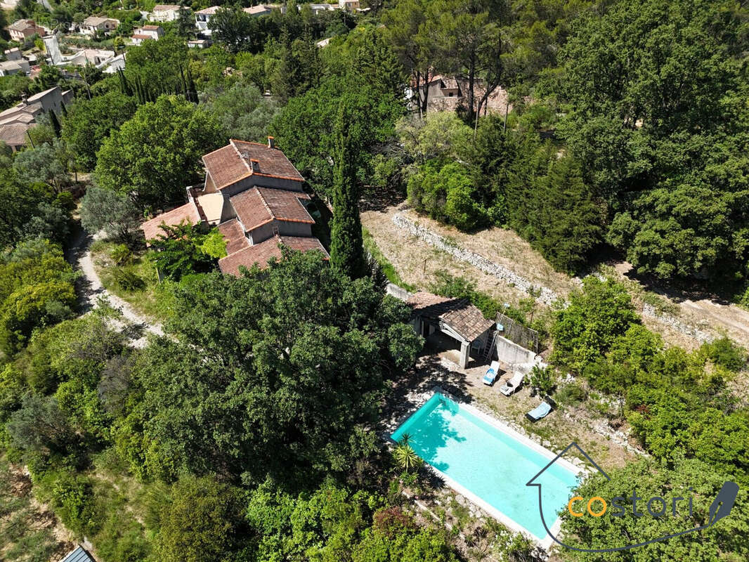 Maison à TRANS-EN-PROVENCE