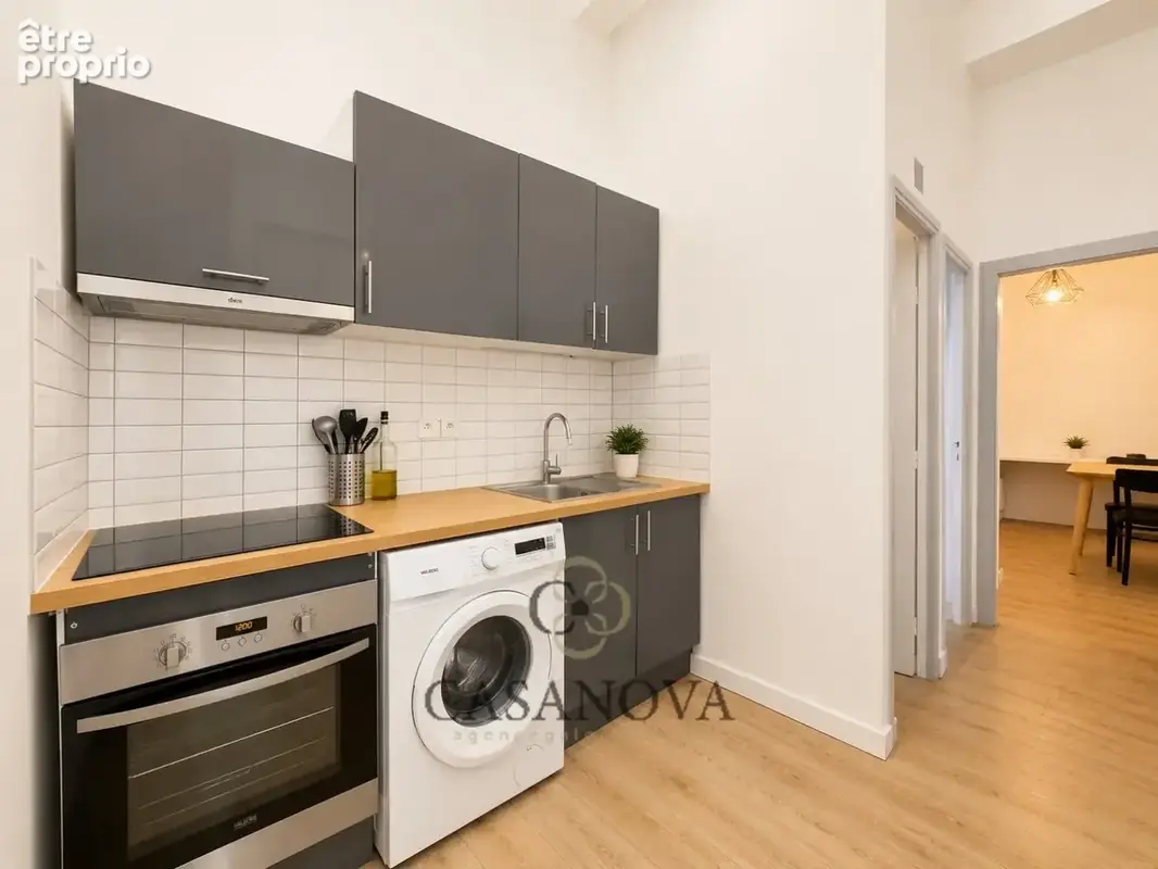 Appartement 2 pièces de 54 m² avec balcon au cur de l'Écusson à Montpellier - photo 6
