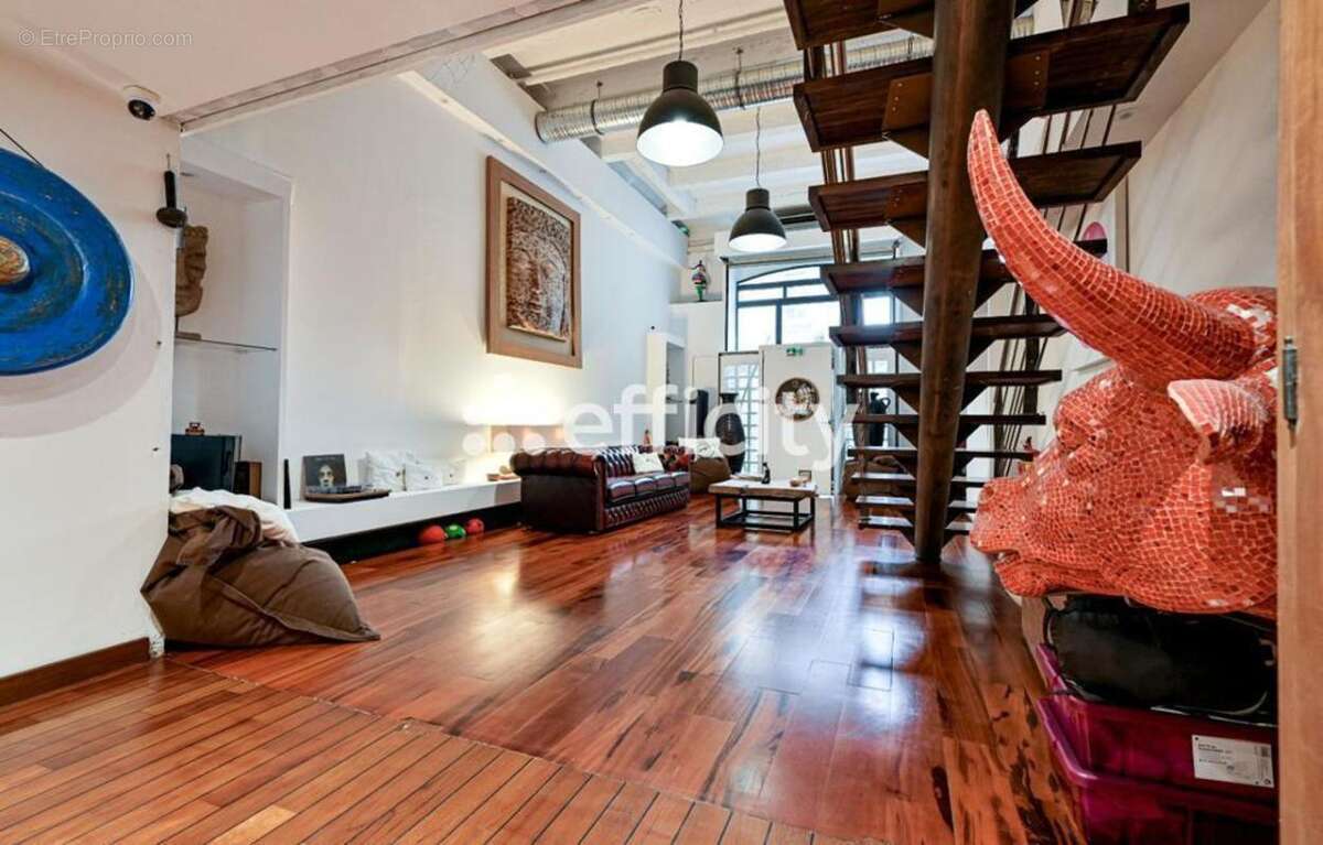 Appartement à MARSEILLE-6E