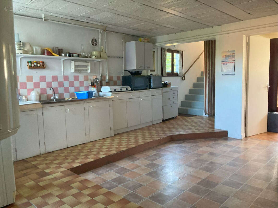 Maison à SAINT-MARTIN-DE-FONTENAY