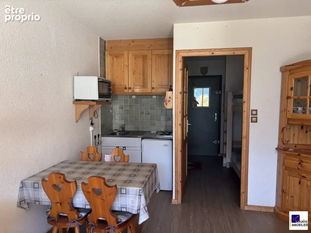Appartement 1 pièce 23 m² à vendre à Peisey-Nancroix (73210) - photo 2