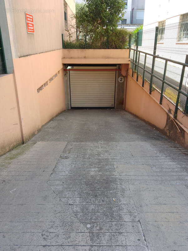 Parking à NICE