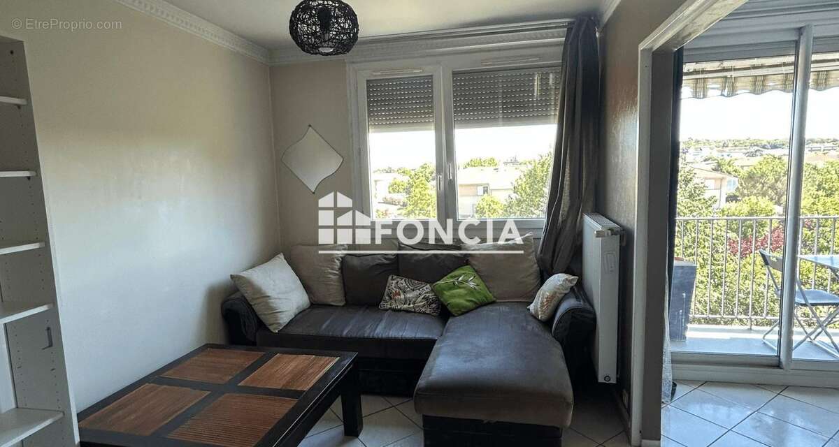 Appartement à BRON