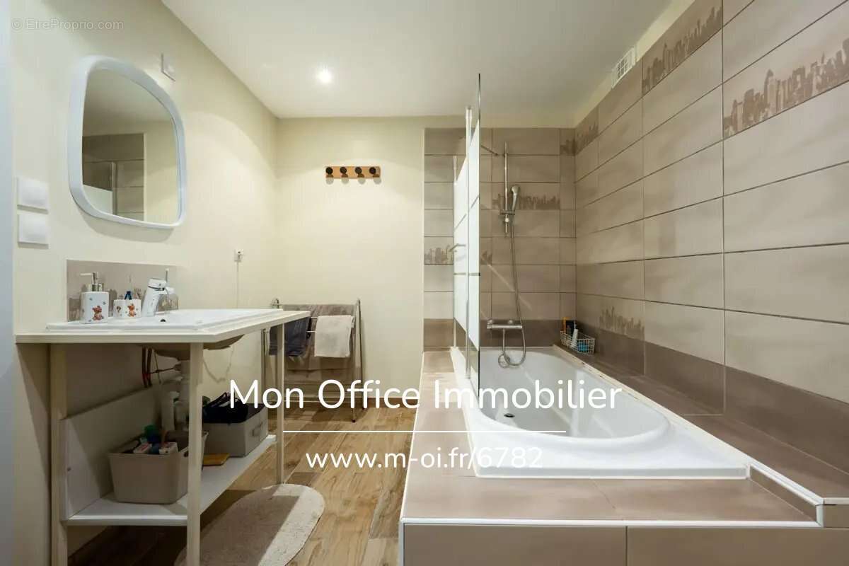 Référence : 6782-MBE. - Maison Type 5 de 165m² avec Jardin - photo 11