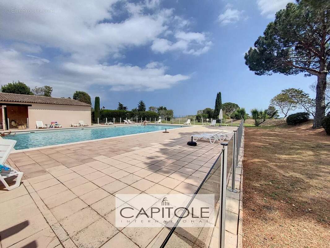 Appartement à VILLENEUVE-LOUBET
