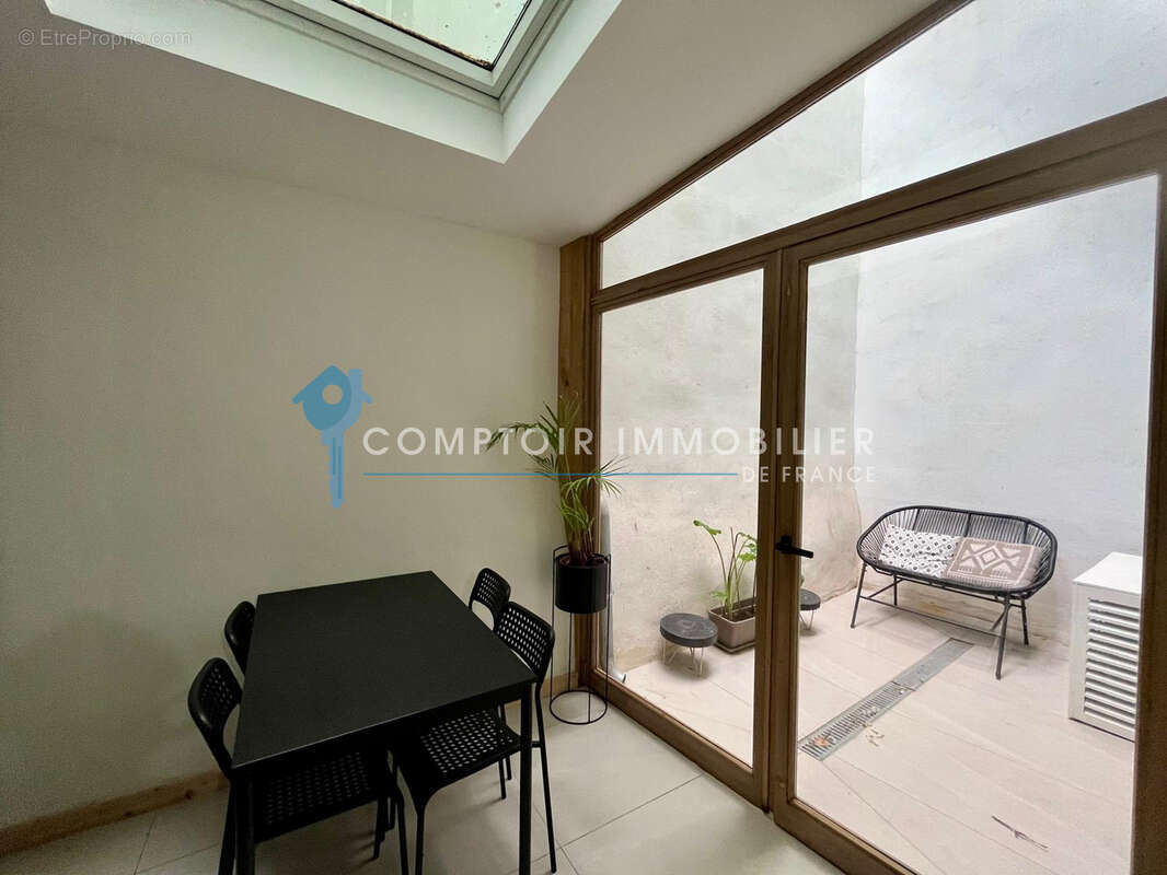 Au coeur du quartier Haut - photo 6