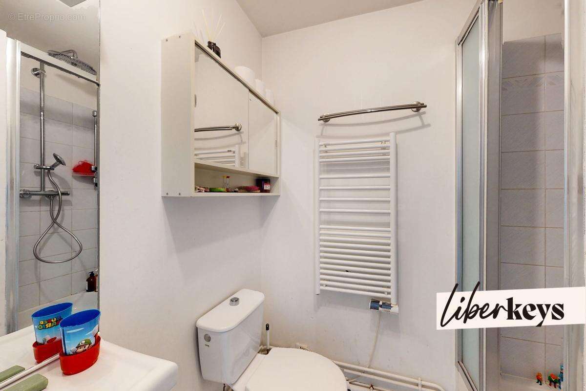 Appartement à LA GARENNE-COLOMBES