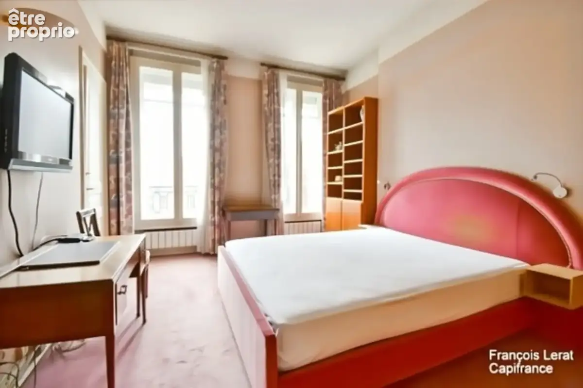 A vendre Appartement 5 pièces - LA MADELAINE - Quartier Botanique/Grand Boulevard - 140 m² - 3 chambres + 1 chambre de service - - photo 12