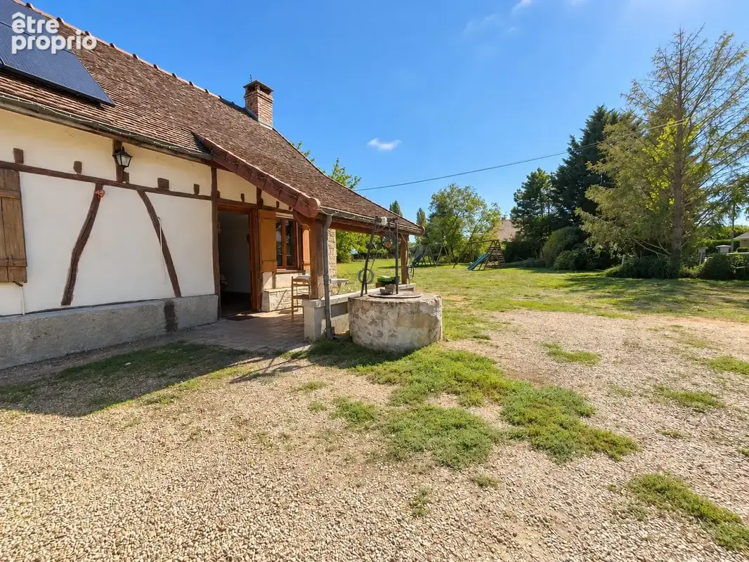 Maison 6 pièces 158 m² à vendre à Saint-Gervais-En-Valliere (71350) - photo 2