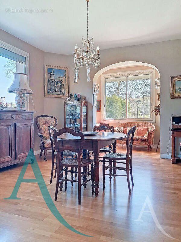 Maison à CARBONNE