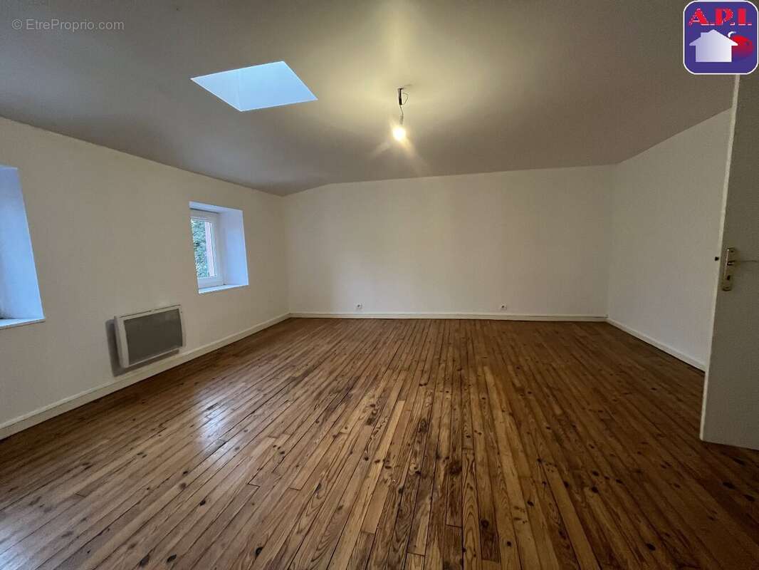 Maison à SAINT-AMADOU