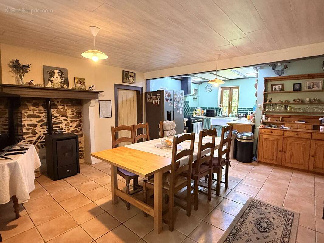 Maison à SAULGOND