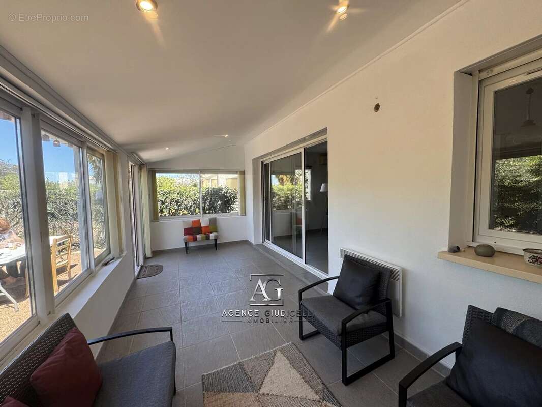 Maison à PRUNELLI-DI-FIUMORBO