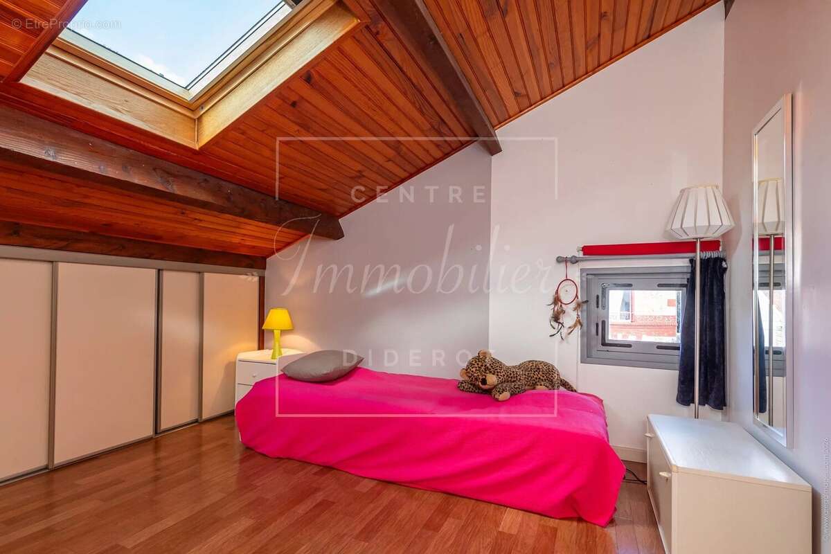 Maison à NEUILLY-PLAISANCE