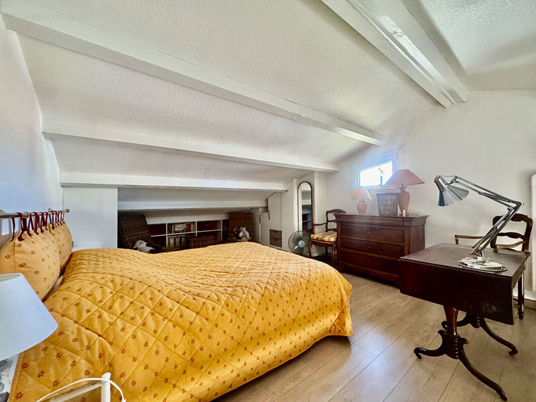 Appartement à SAUSSET-LES-PINS
