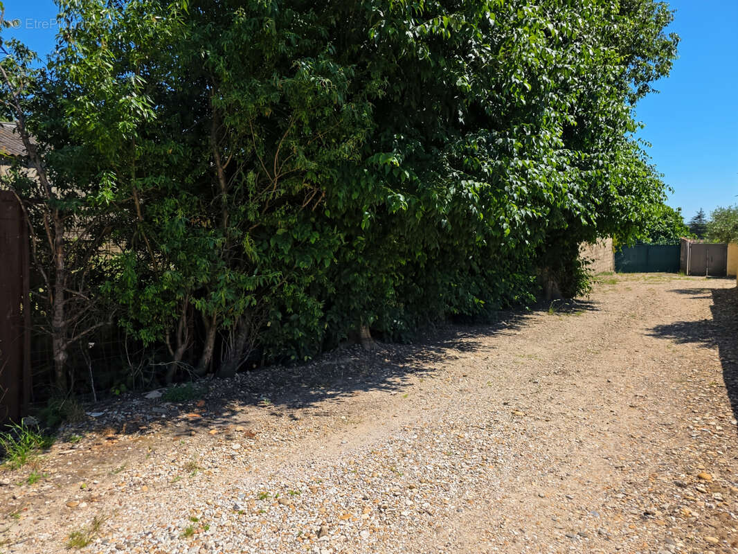 Terrain à BEAUCAIRE