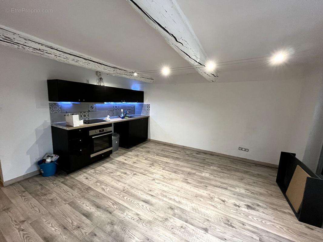 Appartement à GRANS