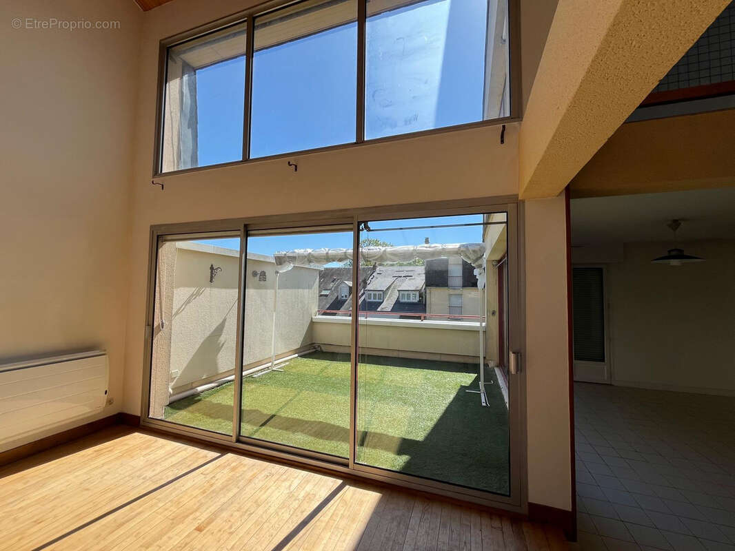 Appartement à ARGENTON-SUR-CREUSE