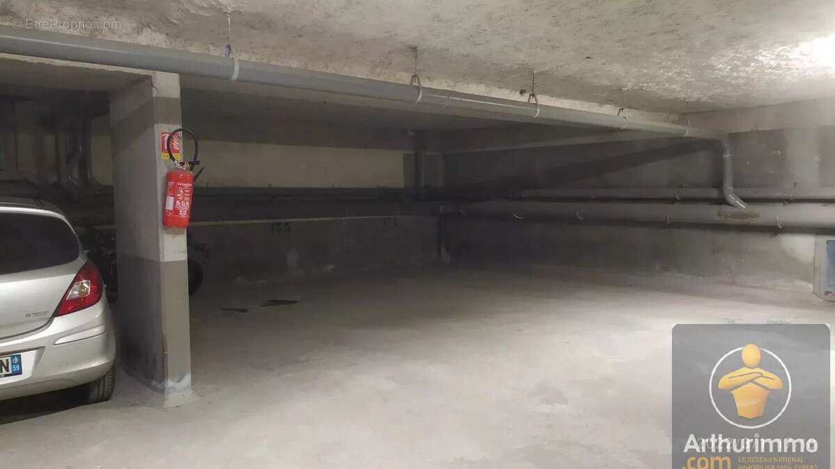 Parking à CHELLES