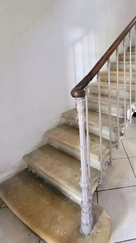 Maison à SALLES