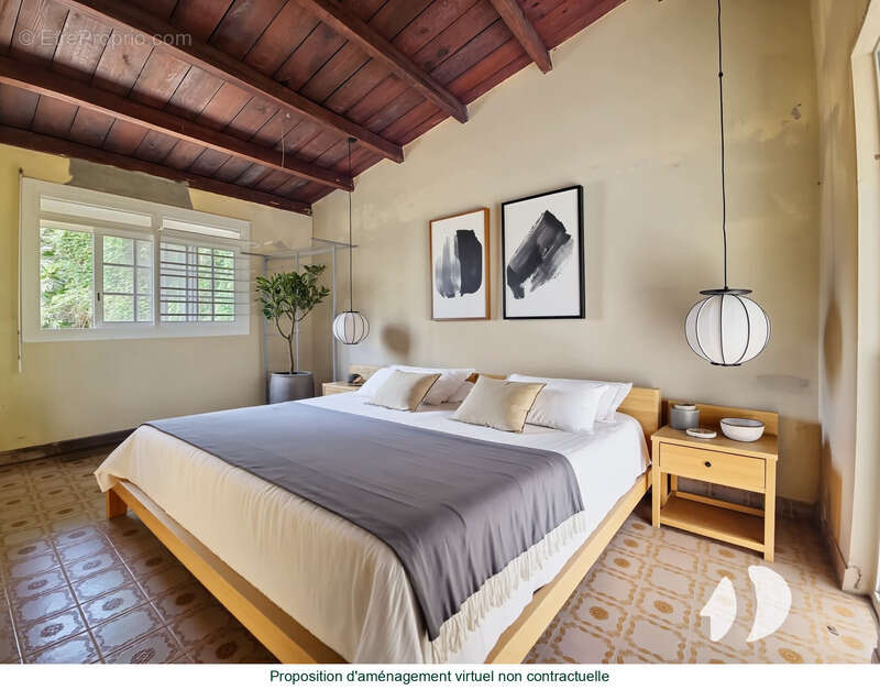 Maison à PETIT-BOURG