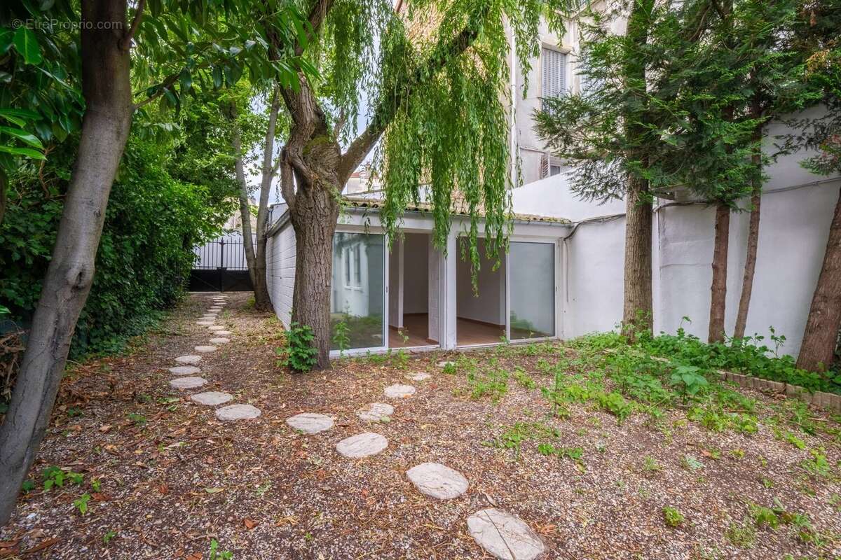 Maison à IVRY-SUR-SEINE