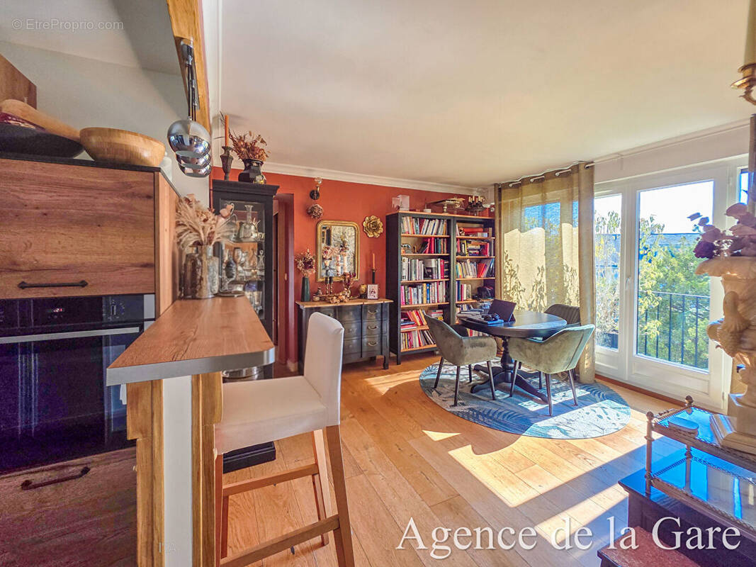 Appartement à MAISONS-LAFFITTE